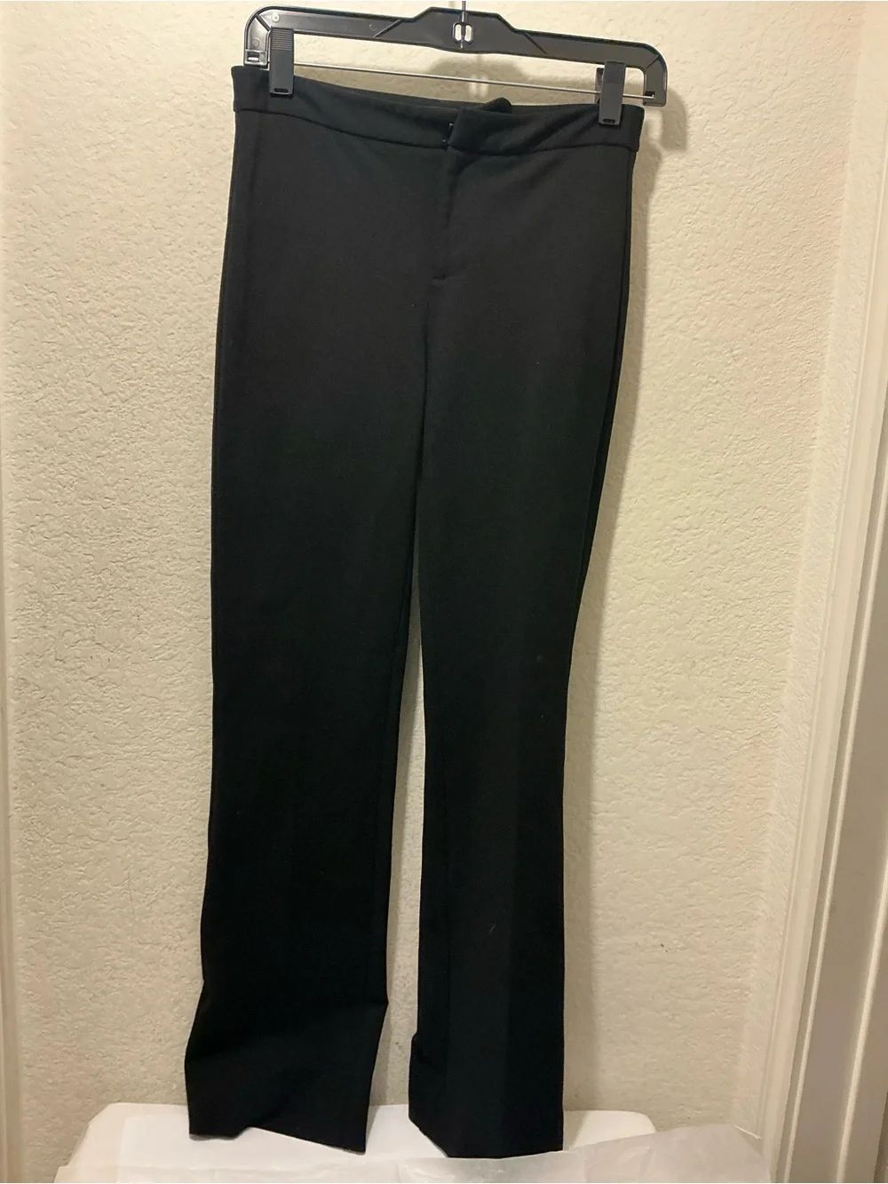 Saks Fifth Avenue Black Fabric with Subtle Texture size 2